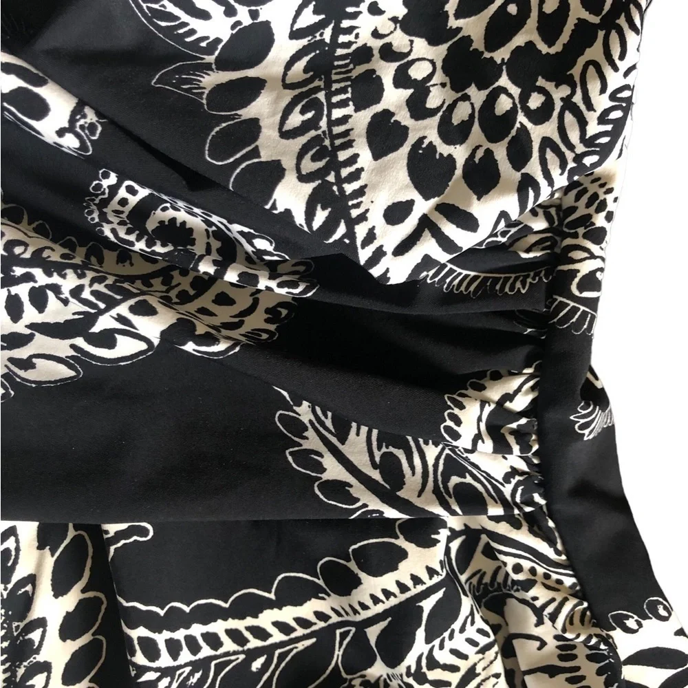 Lands’ End Tankini Ruched Top Black White Paisley Sz. 14DD Built In Bra Beach